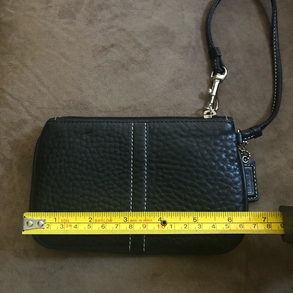 Coach black wristlet - Picture 4 of 6